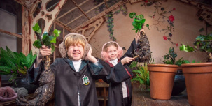 Отправиться в Хогвартс, собрать лего и научиться играть в гольф: чем занять детей в майские праздники в Петербурге