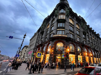 Фото Праздничный вечер Театральный гала-тур в Доме Книги