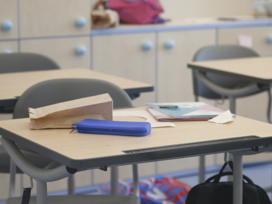 Более 60 тысяч первоклассников пойдут в школы Петербурга