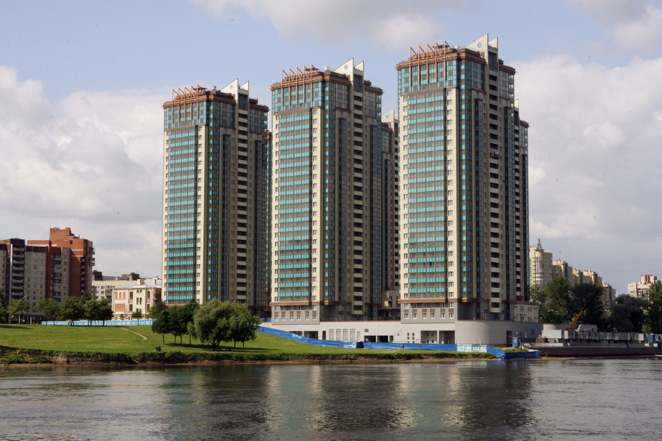 Петербургский рынок новостроек демонстрирует признаки восстановления в 2025 году