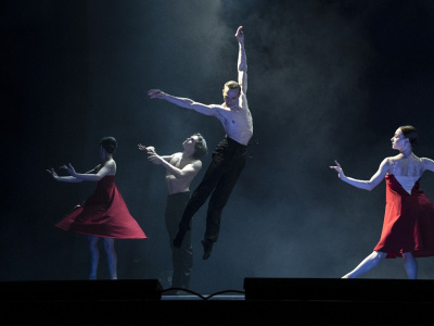 Фото Благотворительный спектакль-концерт Неравнодушное искусство