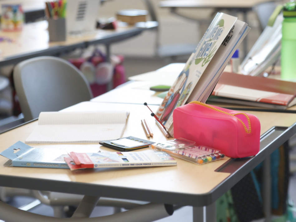 Маркетолог Чумаков рассказал, что сборы ребенка в школу в 2025 году обойдутся в 15-20 тысяч рублей