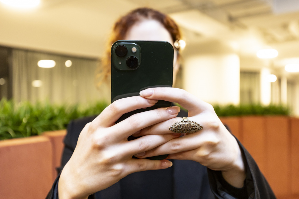 В Петербурге мошенники придумали схему обмана подростков с «Пушкинской картой»