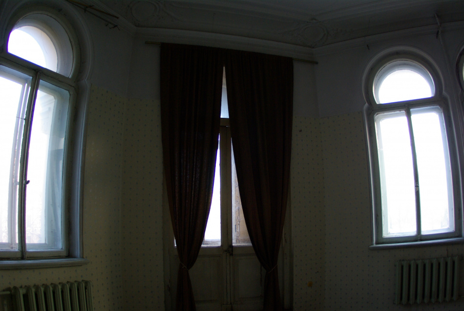 Мошенники присвоили квартиру умершей петербурженки стоимостью 9 млн рублей