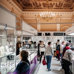 Ювелирная выставка-продажа "Сокровища Петербурга"