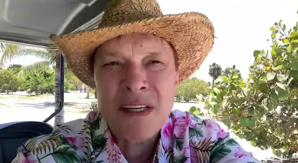 Продюсер «Ласкового мая» Андрей Разин сбежал в США от дела на 500 млн