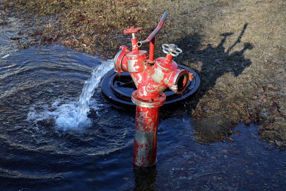 В Петербурге к зиме проверили и подготовили более 24 тысяч гидрантов