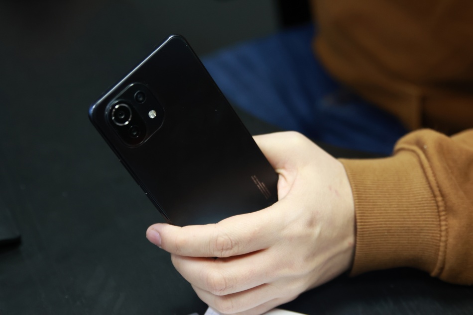 В МВД раскрыли уловки аферистов для обмана участников спецоперации