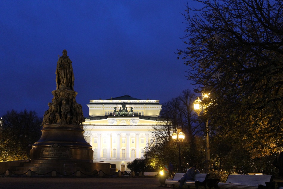 Александринский театр изменил дату спектакля Никиты Кобелева на весну 2025