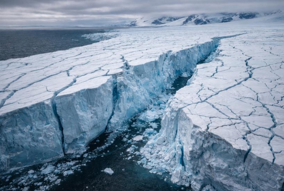 Антарктида запускает опасные атмосферные волны: ученые фиксируют тревожные изменения