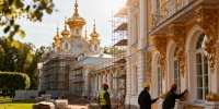 Более 121 млн рублей направят на обновление фасадов Монплезира в Петергофе